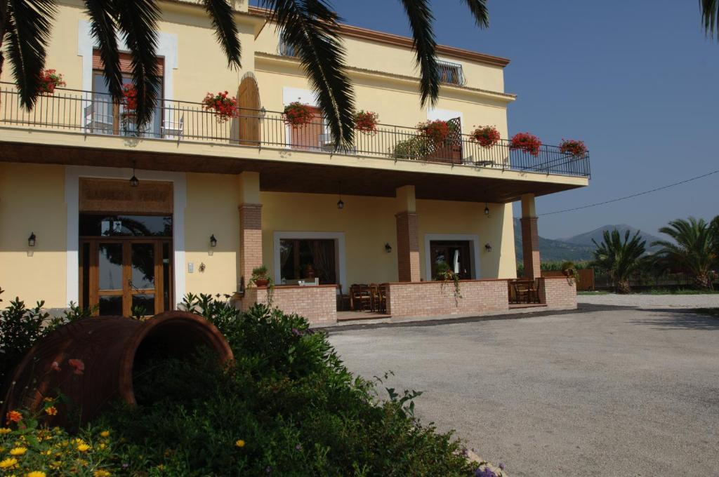 Agriturismo Masseria Feudo Capaccio Esterno foto