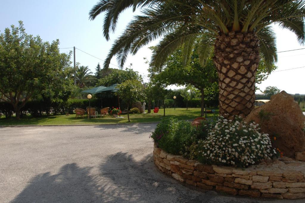 Agriturismo Masseria Feudo Capaccio Esterno foto