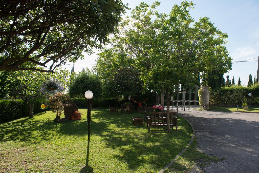 Agriturismo Masseria Feudo Capaccio Esterno foto